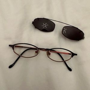 Children’s eye glasses / sunglasses